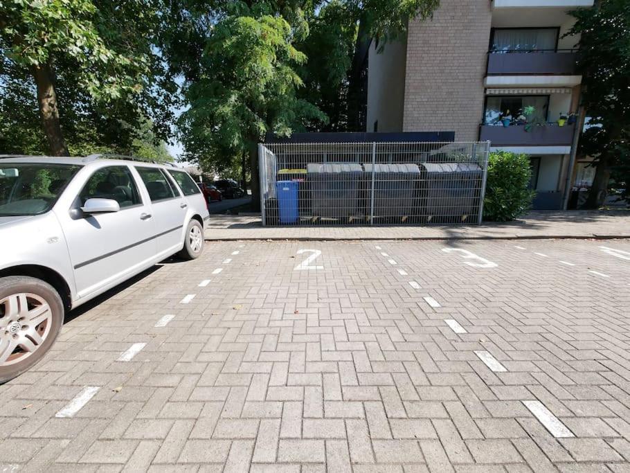 61 M2 Erdgeschosswohnung Mit Eigenem Parkplatz Vorm Haus Osnabrück Exteriér fotografie