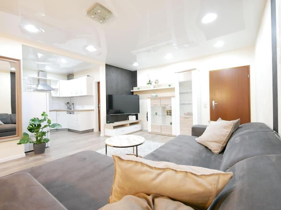 61 M2 Erdgeschosswohnung Mit Eigenem Parkplatz Vorm Haus Osnabrück Exteriér fotografie
